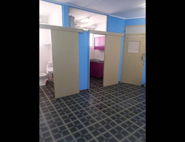 2 BEDROOM APARTMENT FOR SALE IN SUNNYSIDE